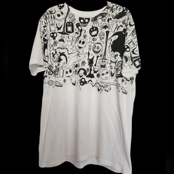 DISNEY Tim Burton Nightmare Before Christmas White Black Graphic T-Shirt XL - Picture 1 of 5